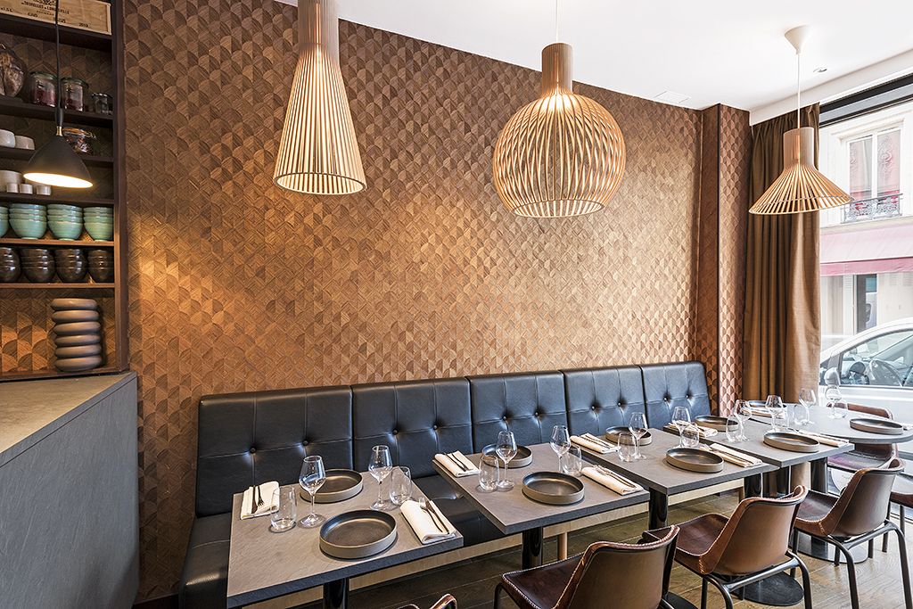 CTI-restaurant-oka-8 Comment l’architecture intérieure d’un restaurant fait voyager dans l’identité d’une région ?