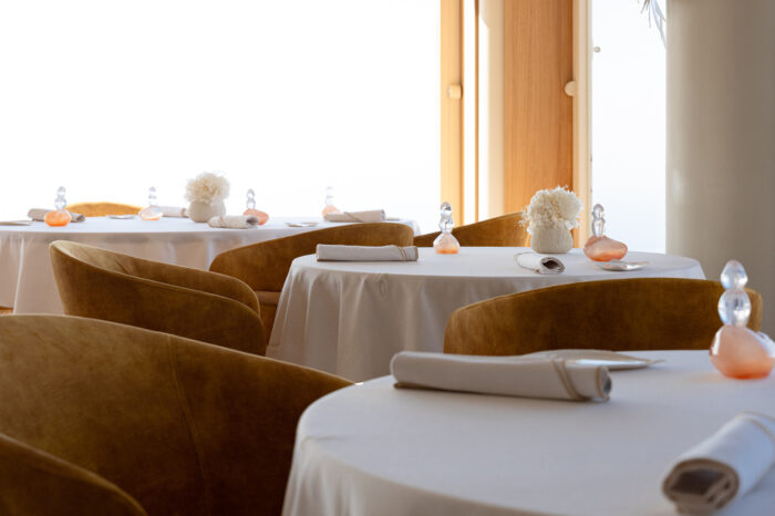 lco-avr26lephotographedudimanche-310 Architecture d'Intérieur du restaurant gastronomique La Chèvre d'Or